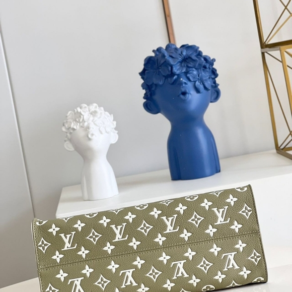 <AUTHENTIC>Louis Vuitton bag - Picture 9 of 9